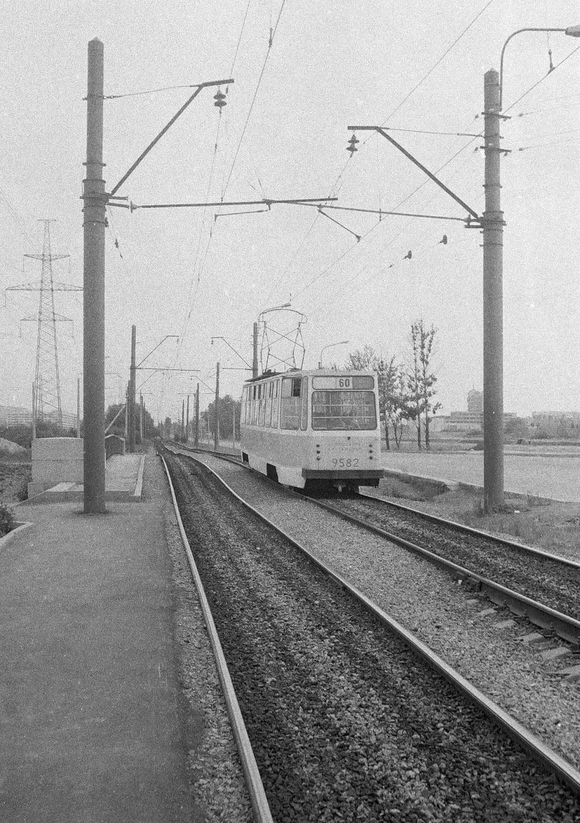 Санкт-Петербург, ЛМ-68М № 9582