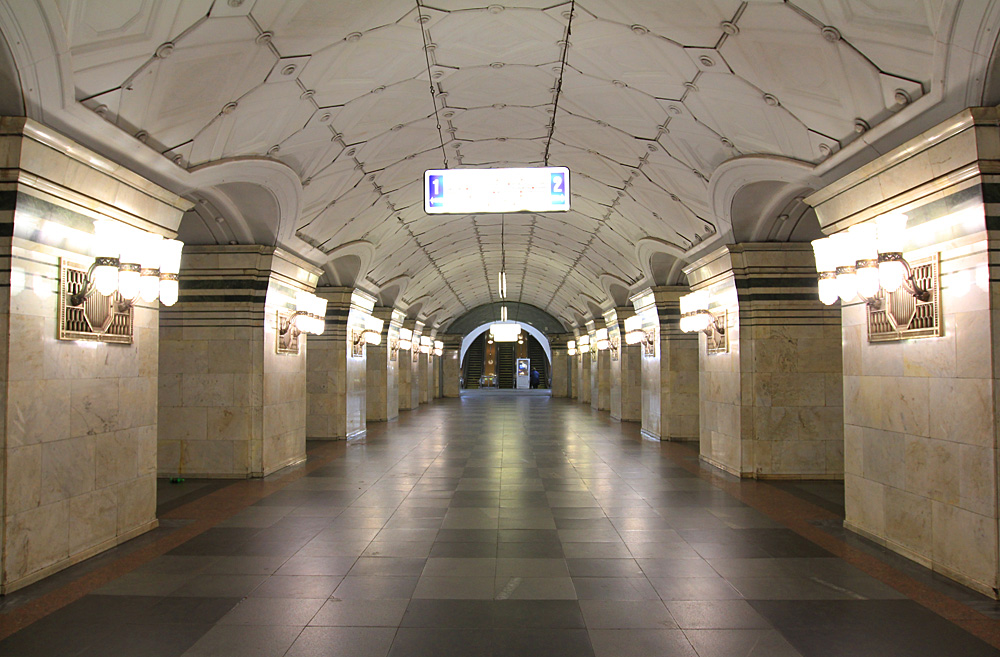 Москва — Метрополитен — [1] Сокольническая линия