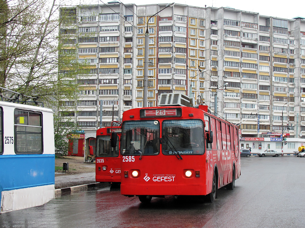 Нижний Новгород, Нижтролл (ЗиУ-682Г) № 2585