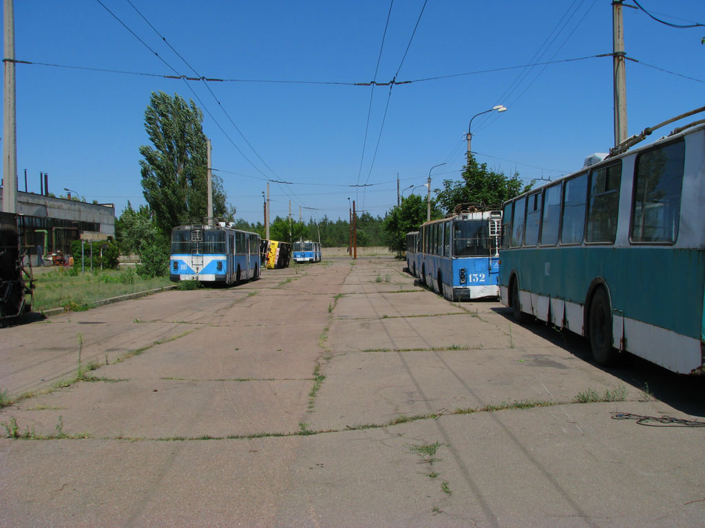 Severodoneck, ZiU-682V [V00] č. 110; Severodoneck, ZiU-682G [G00] č. 132; Severodoneck, ZiU-682V [V00] č. 102
