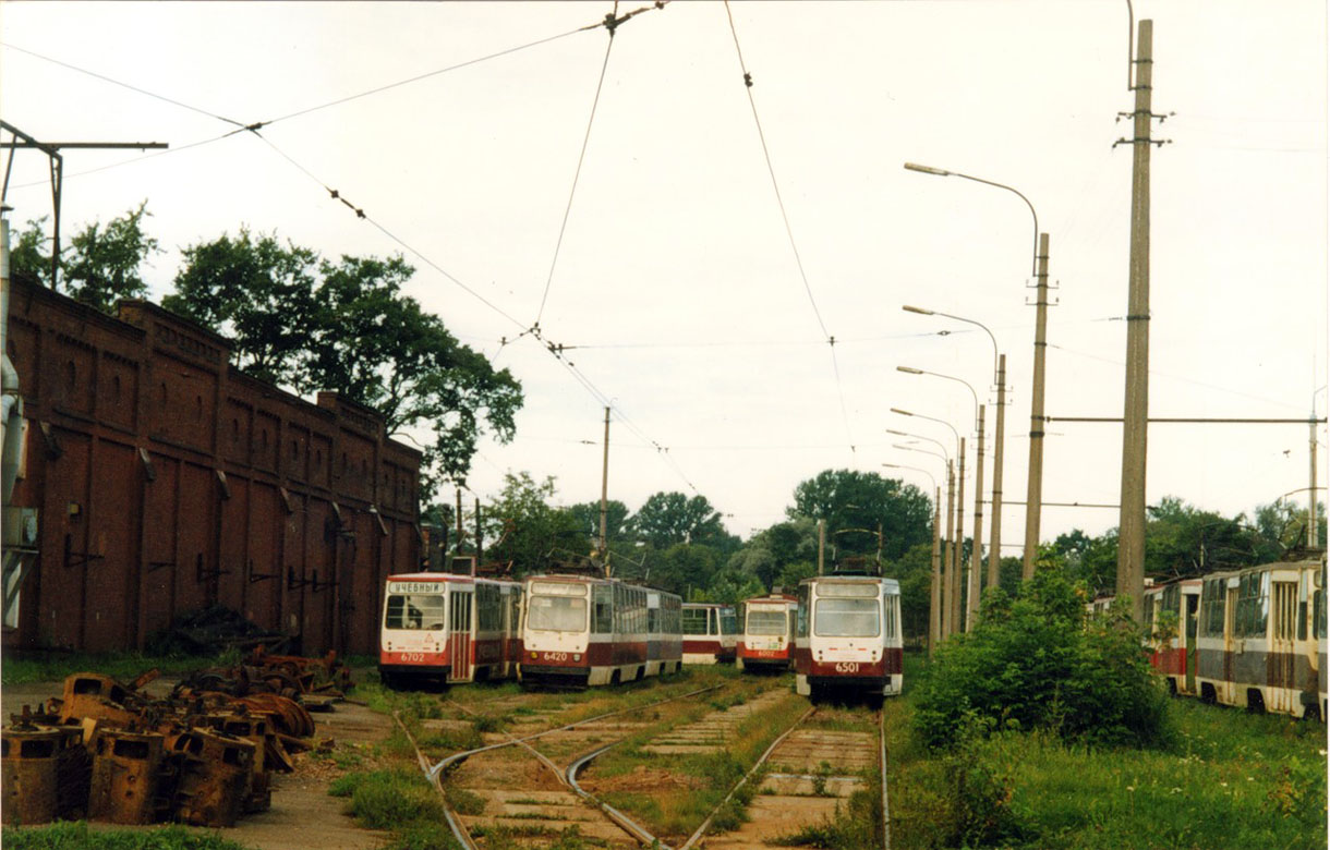 Szentpétervár, LM-68M — 6702; Szentpétervár, LM-68M — 6420; Szentpétervár, LM-68M — 6501