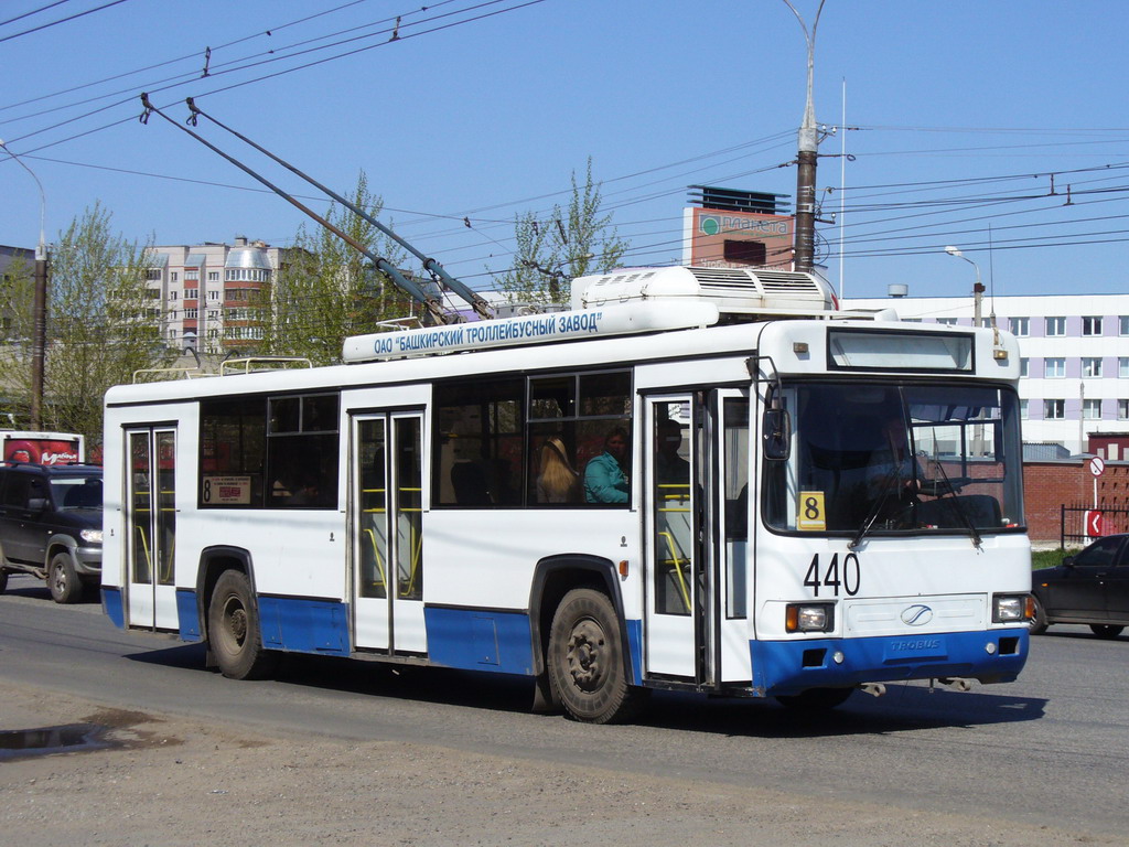 Киров, БТЗ-52764Р № 440