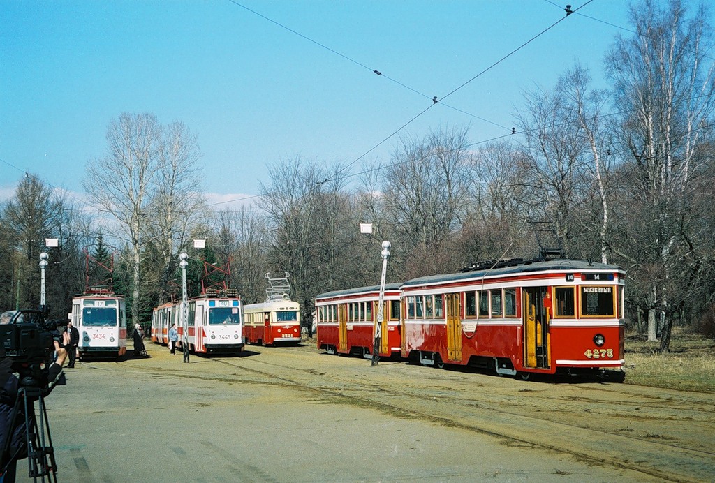 Санкт-Петербург, ЛВС-86К № 3434; Санкт-Петербург, ЛВС-86К № 3445; Санкт-Петербург, ЛМ-33 № 4275 Санкт-Петербург, ЛВС-86К № 3434; Санкт-Петербург, ЛВС-86К № 3445; Санкт-Петербург, ЛМ-33 № 4275