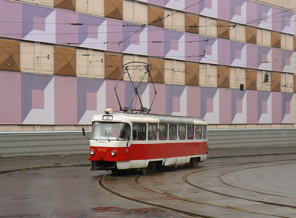 Киев, Tatra T3SU № 5742