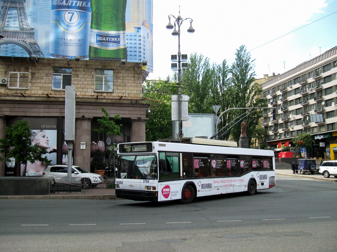 Киев, МАЗ-103Т № 3704