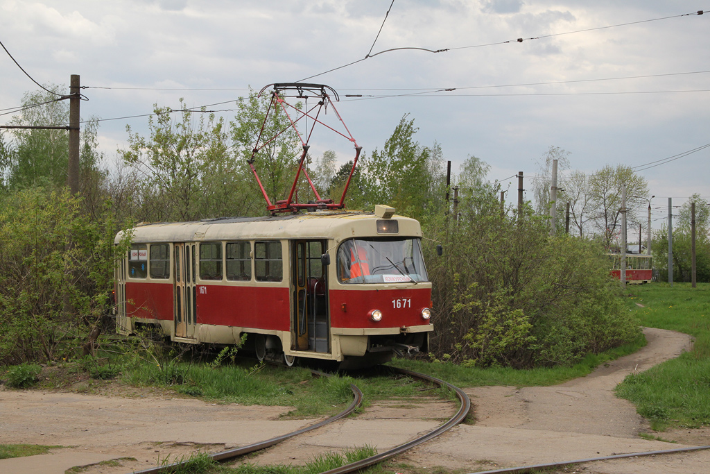 Žemutinis Naugardas, Tatra T3SU nr. 1671