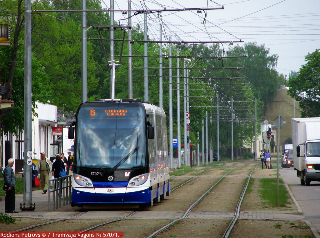 Рига, Škoda 15T ForCity Alfa Riga № 57071