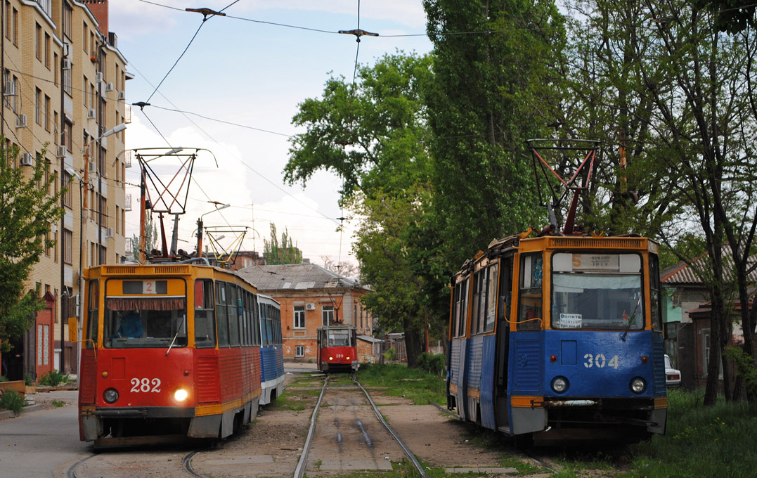 Таганрог, 71-605 (КТМ-5М3) № 282; Таганрог, 71-605 (КТМ-5М3) № 304