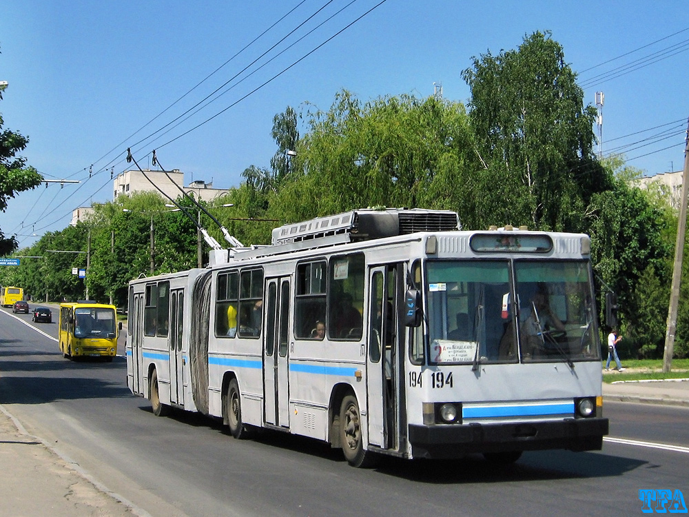 Луцк, ЮМЗ Т1 № 194