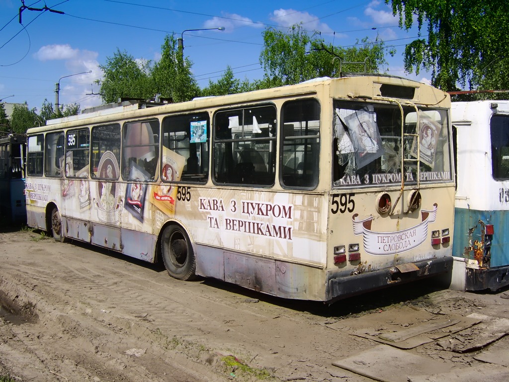 Львов, Škoda 14Tr05 № 595
