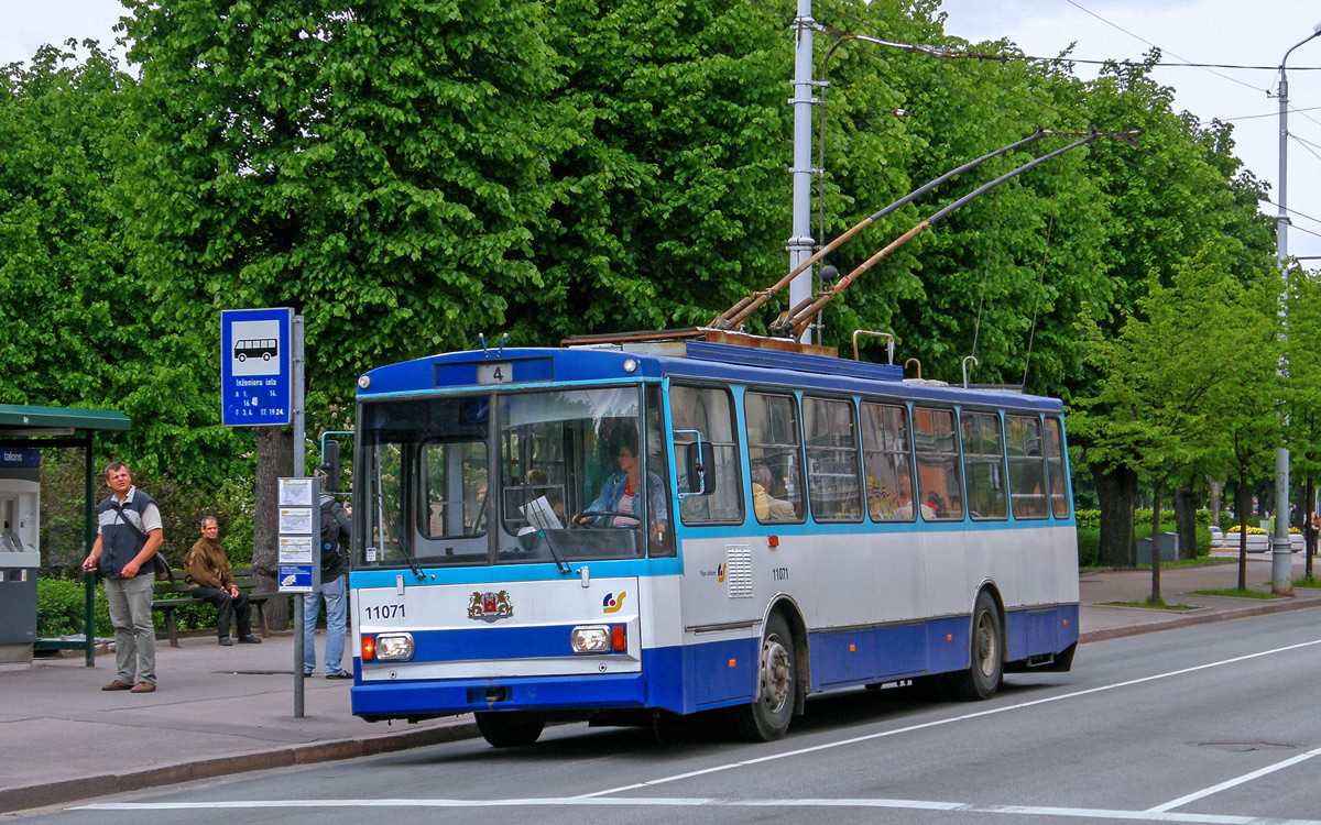Ryga, Škoda 14Tr89/6 Nr 11071