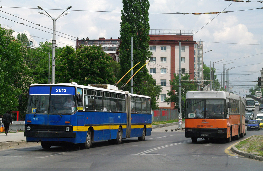 София, Ikarus 280.92 № 2613