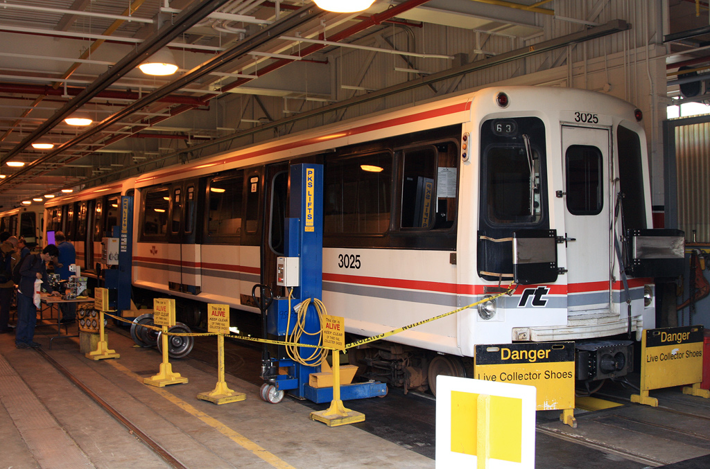 Торонто, UTDC ICTS Mark I № 3025; Торонто — Scarborough RT