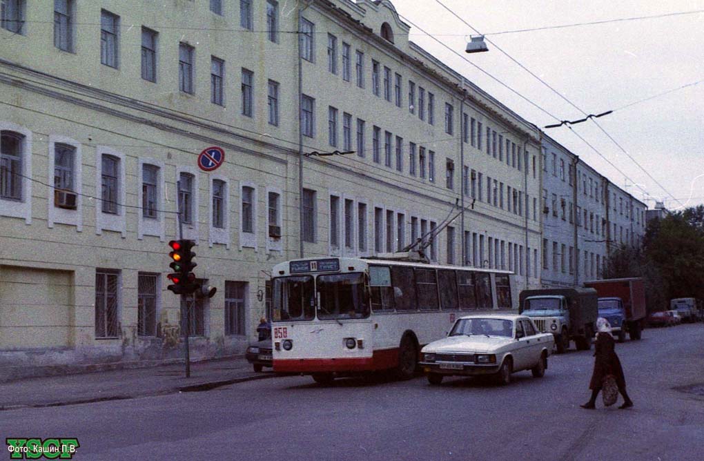 Самара, ЗиУ-682В-012 [В0А] № 858; Самара — Исторические фотографии — Трамвай и Троллейбус (1992-2000)