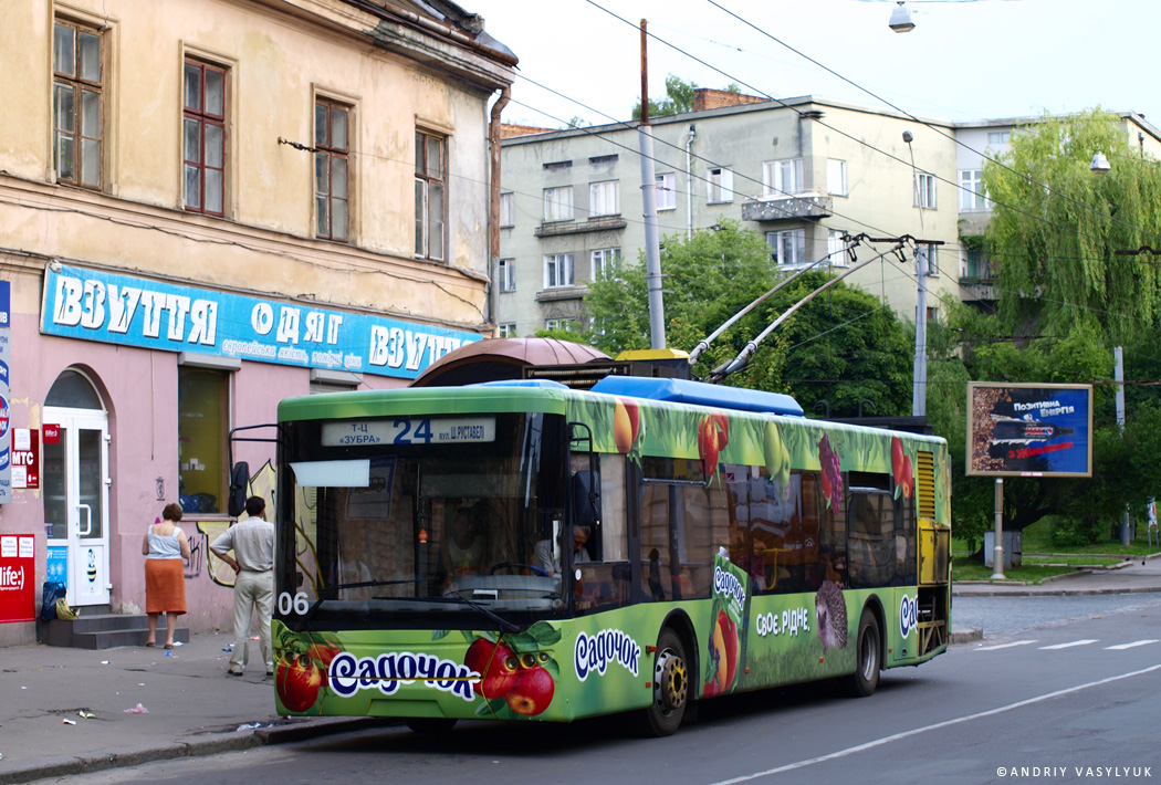 Lvov, LAZ E183D1 č. 106