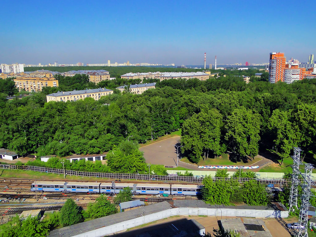 Москва — Метрополитен — [4] Филёвская линия