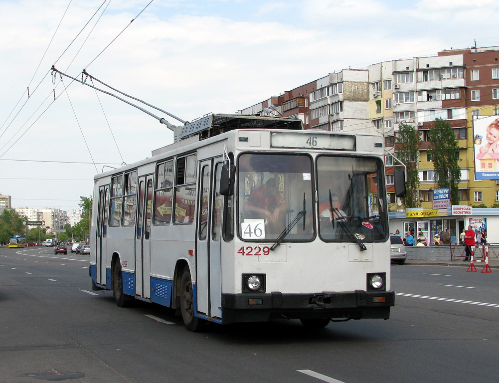 Kyjev, YMZ T2 č. 4229