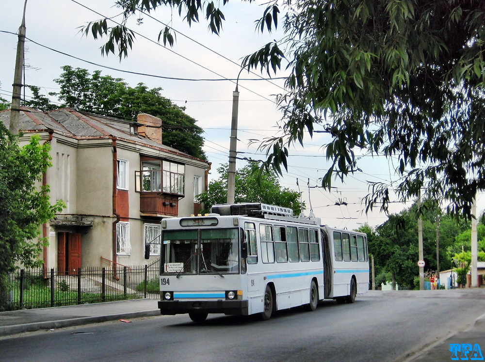 Луцк, ЮМЗ Т1 № 194