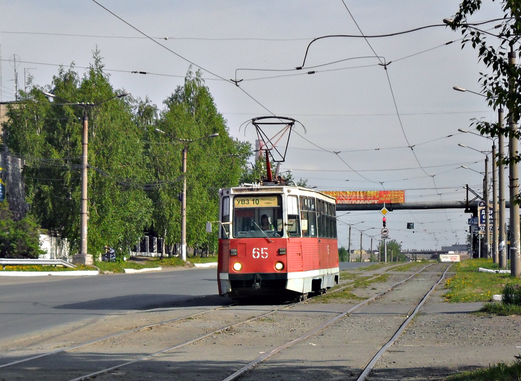 Nizhniy Tagil, 71-605 (KTM-5M3) č. 65