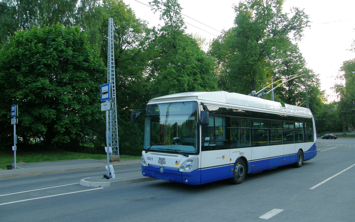 Рига, Škoda 24Tr Irisbus Citelis № 18023