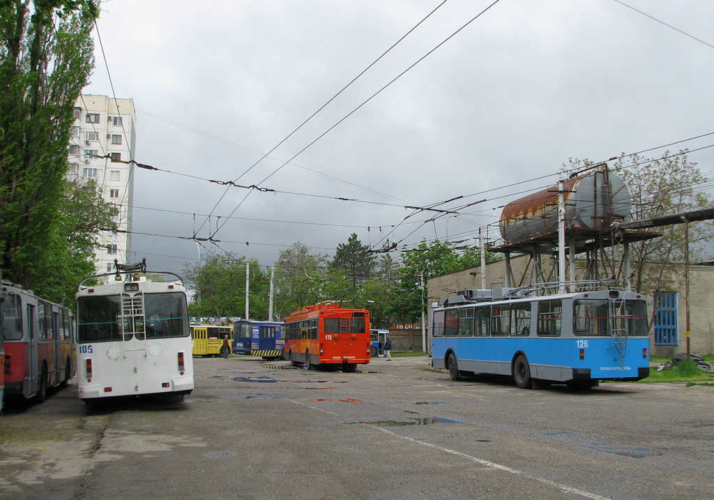 Краснодар, ЗиУ-682Г-016.02 № 105; Краснодар, Тролза-5275.07 «Оптима» № 172; Краснодар, ЗиУ-682Г [Г00] № 126