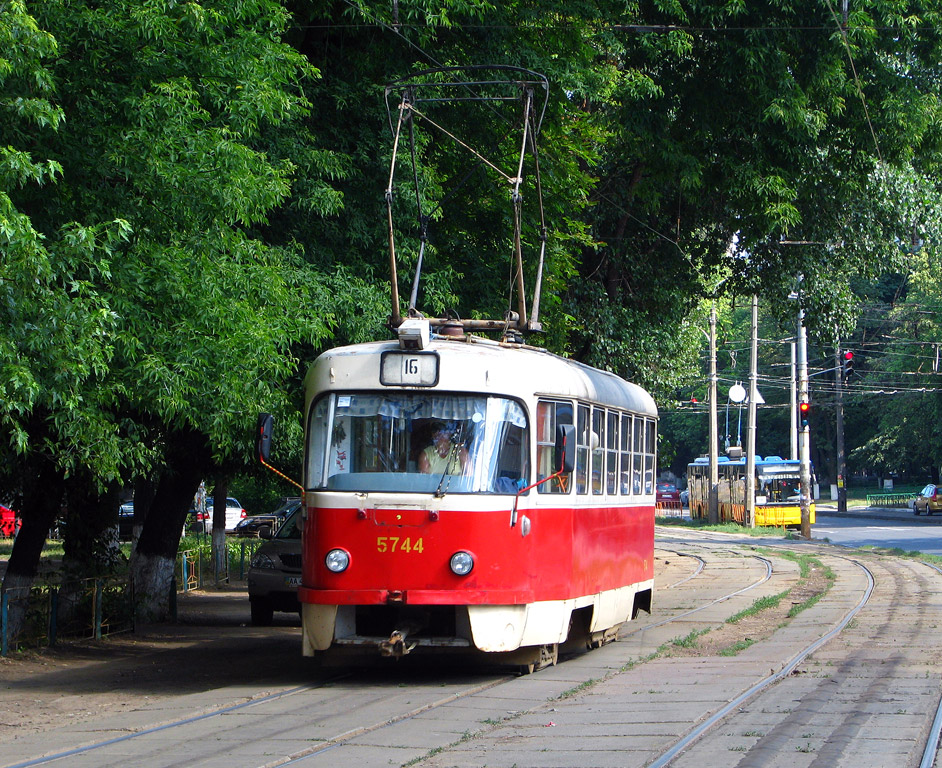 Kyjiw, Tatra T3SU Nr. 5744