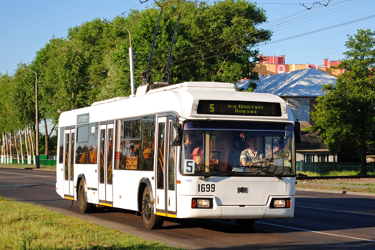 Гомель, БКМ 32102 № 1699