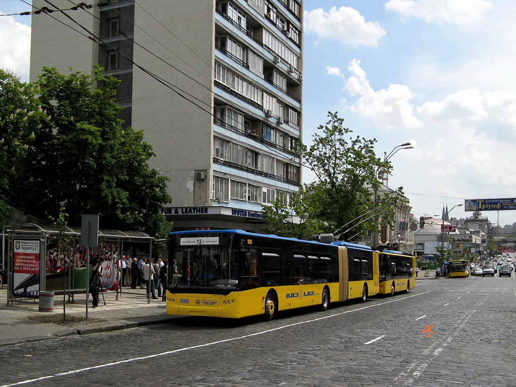 Киев, ЛАЗ E301D1 № 1609