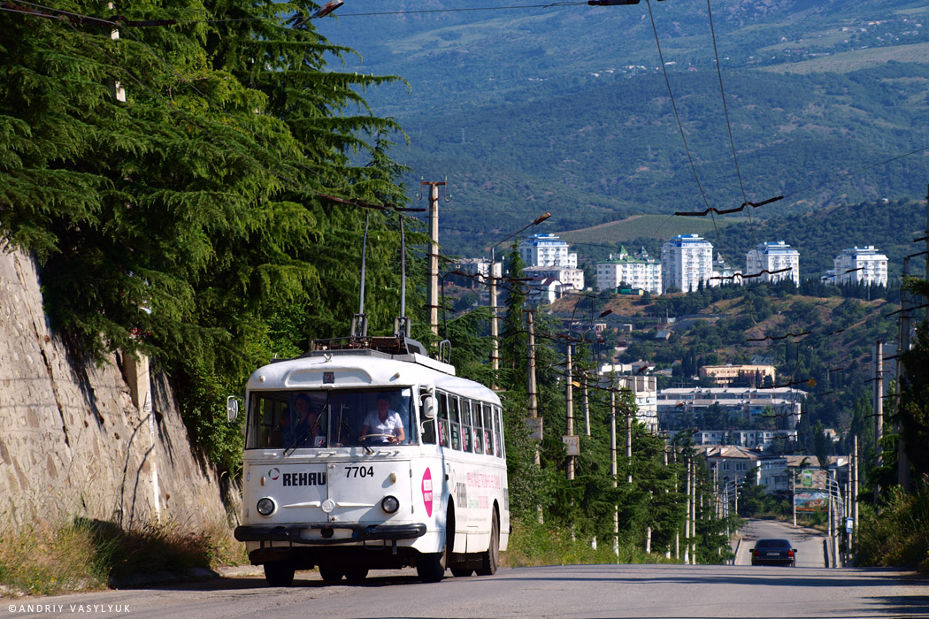 Крымский троллейбус, Škoda 9TrH27 № 7704