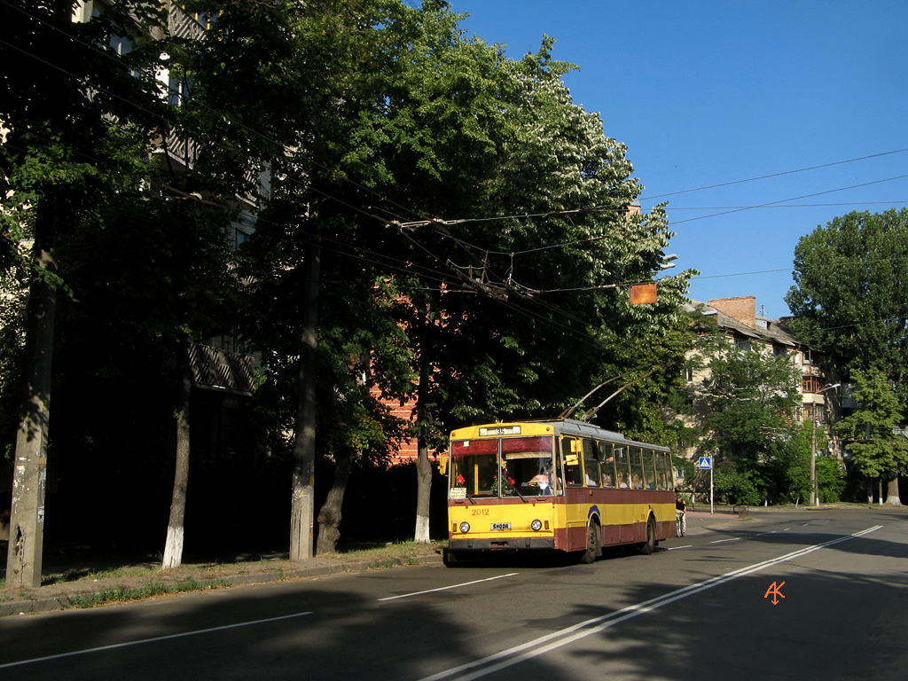 Киев, Škoda 14Tr02/6 № 2012
