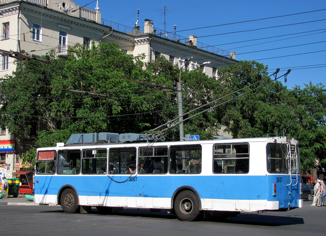 Нижний Новгород, Нижтролл (ЗиУ-682Г) № 3607