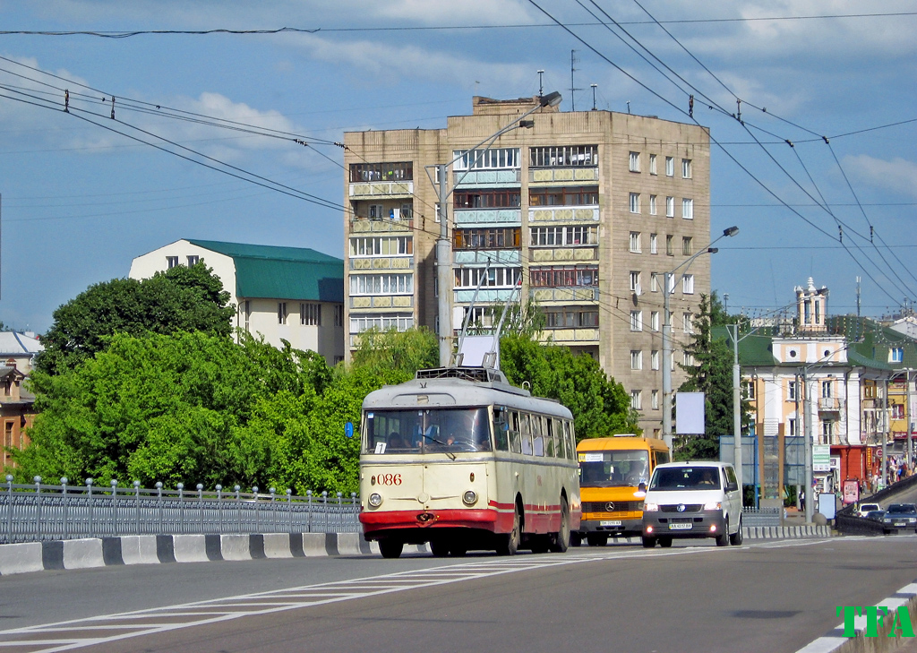 Ровно, Škoda 9TrH27 № 086