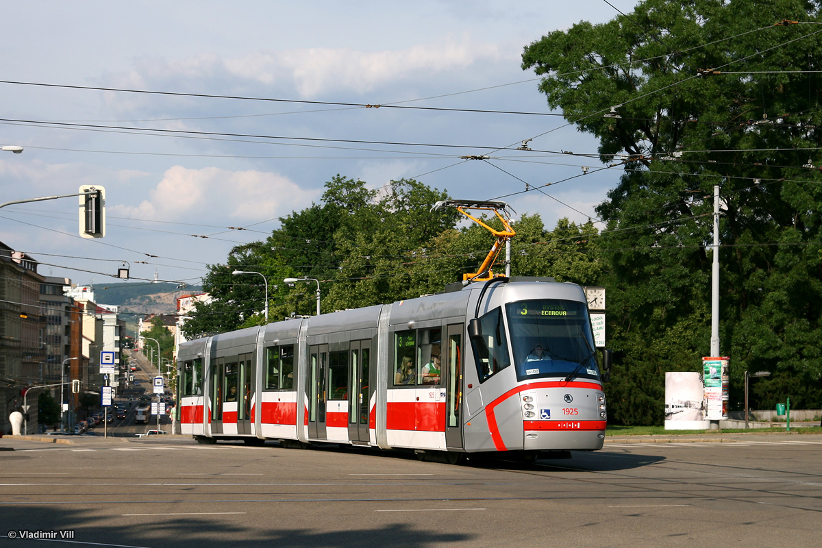 Брно, Škoda 13T Elektra № 1925