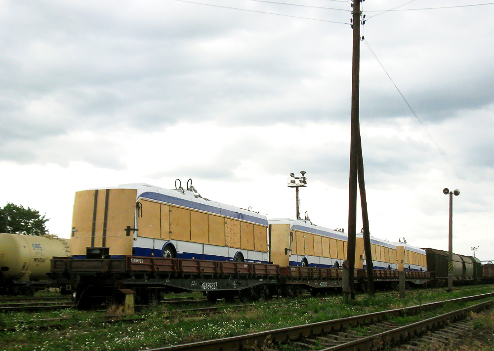 Minsk — BKM Holding Plant; Chișinău — Miscellaneous photos; Chișinău — Trolleybus Deliveries