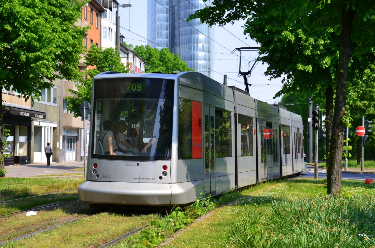 Дюссельдорф, Siemens Combino NF8 № 2204