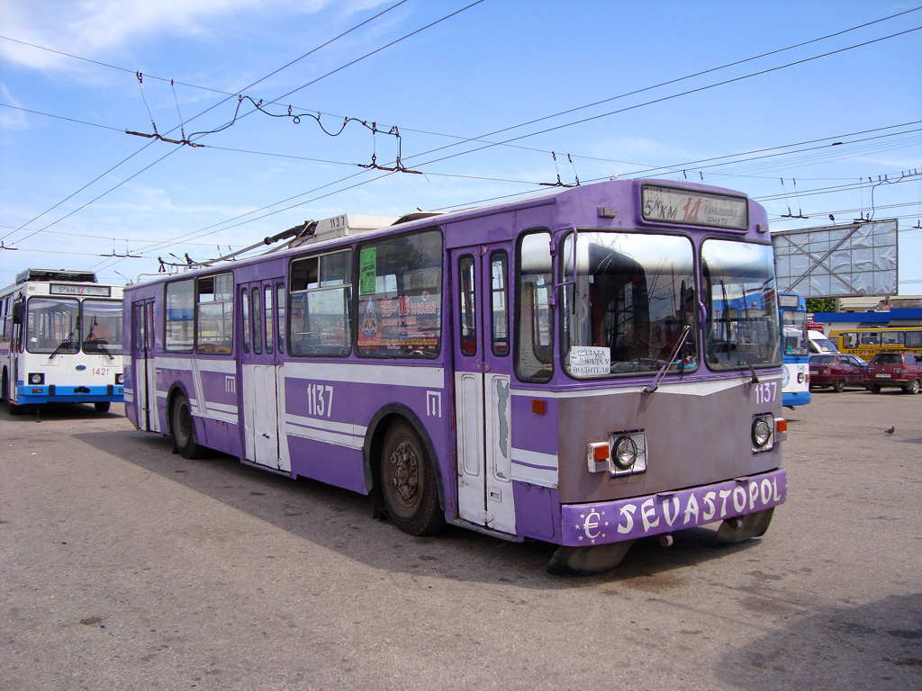 Севастополь, ЗиУ-682В [В00] № 1137