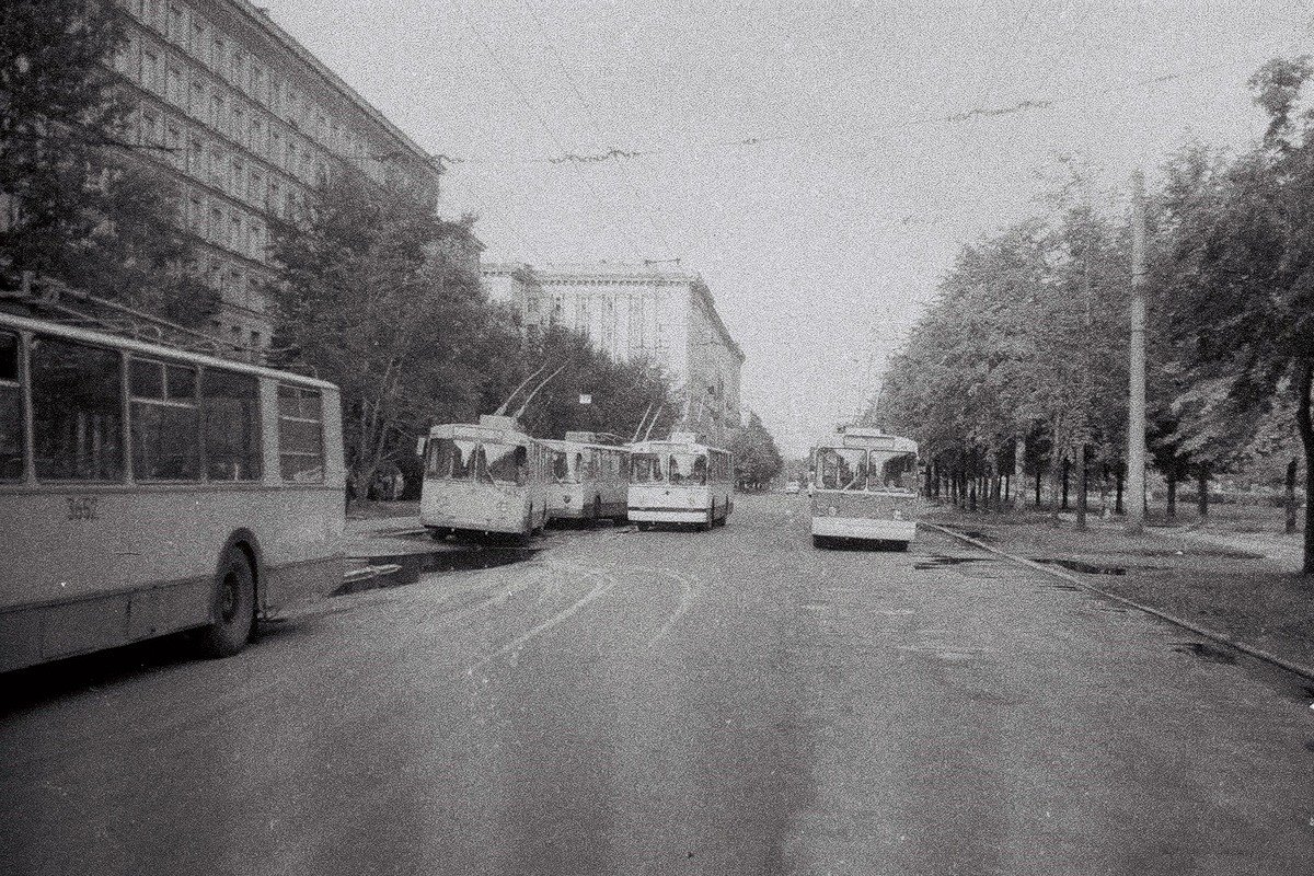 Санкт-Петербург, ЗиУ-682В-012 [В0А] № 3757; Санкт-Петербург — Конечные станции и разворотные кольца