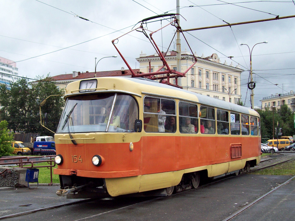 Yekaterinburg, Tatra T3SU # 154