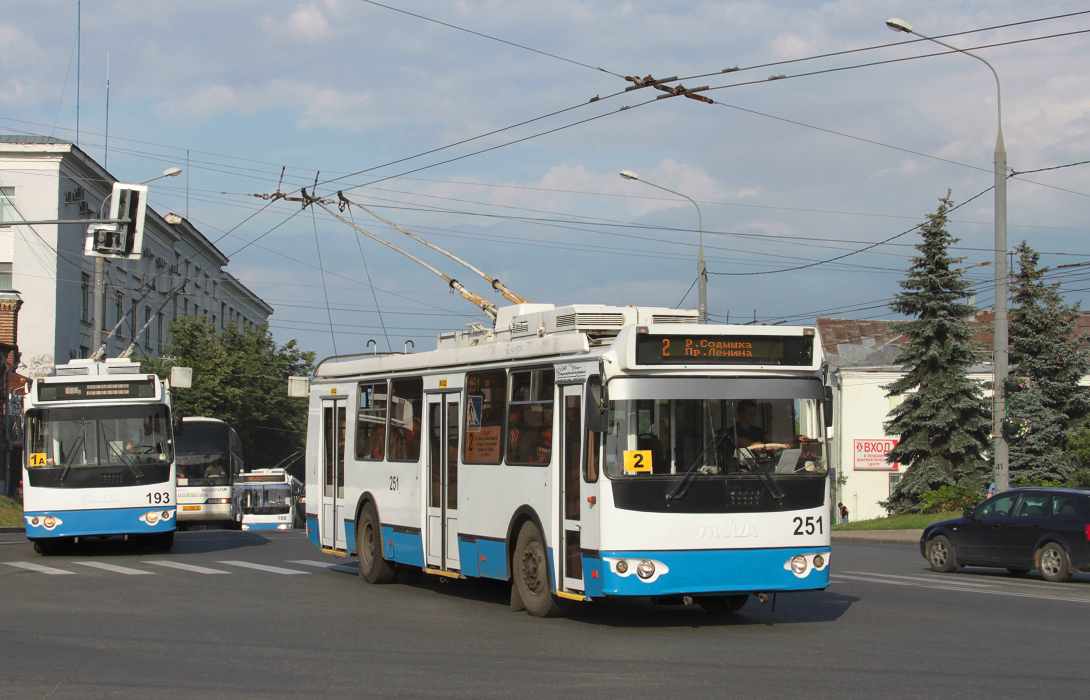 Владимир, ЗиУ-682Г-016.04 № 251; Владимир, ЗиУ-682Г-016.04 № 193