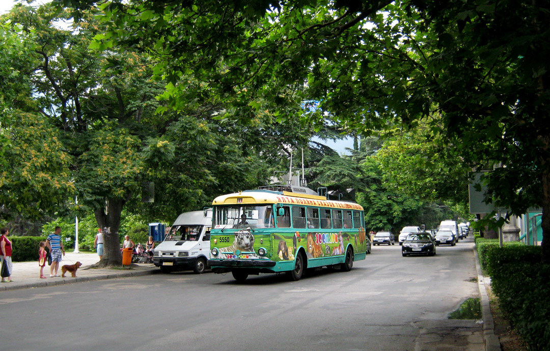 Крымский троллейбус, Škoda 9Tr21 № 5550