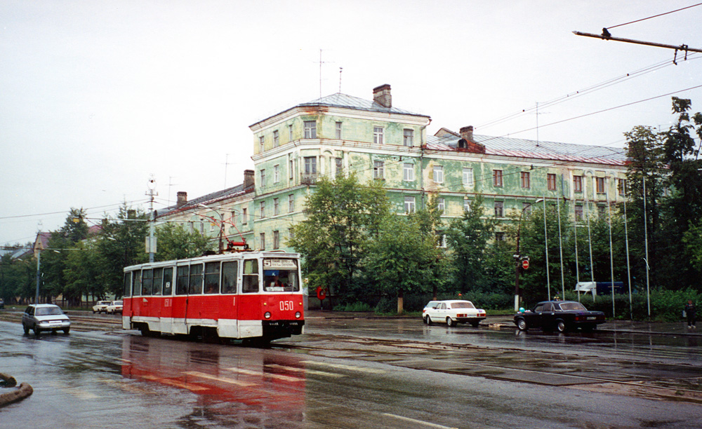 Дзержинск, 71-605 (КТМ-5М3) № 050