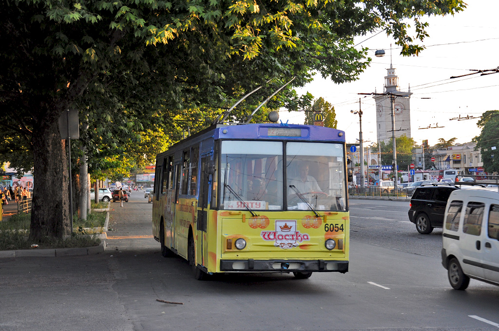 Krimas trolejbuss, Škoda 14Tr02/6 № 6054