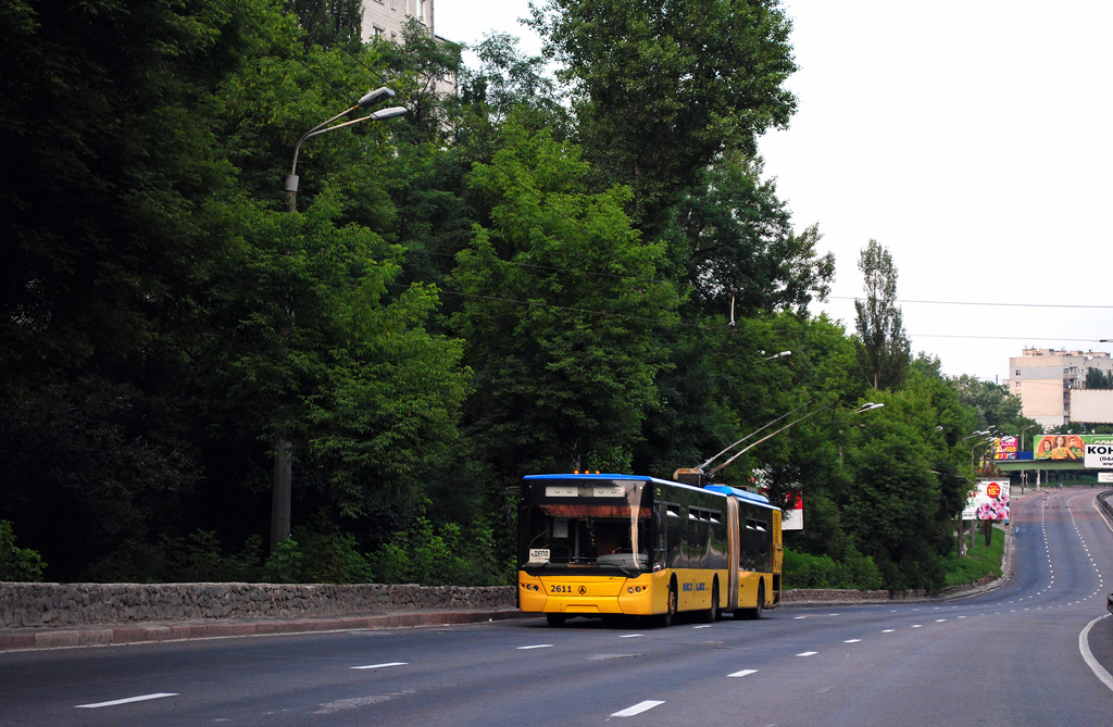 Киев, ЛАЗ E301D1 № 2611