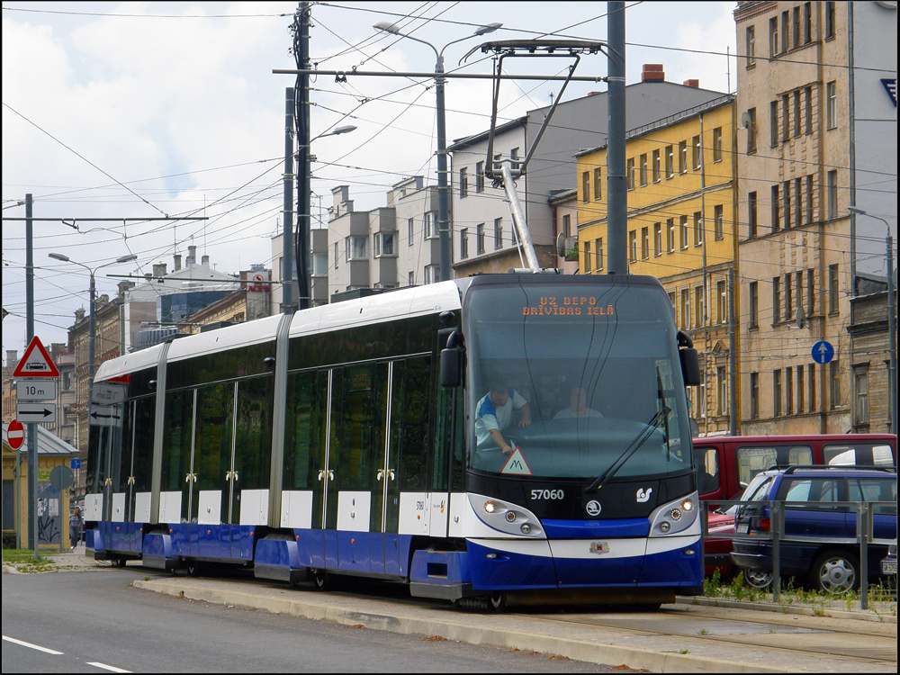 Рига, Škoda 15T ForCity Alfa Riga № 57060