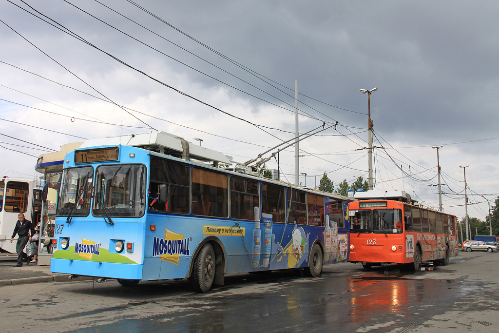 Екатеринбург, ЗиУ-682 КР Иваново № 127; Екатеринбург, ЗиУ-682 КР Иваново № 123
