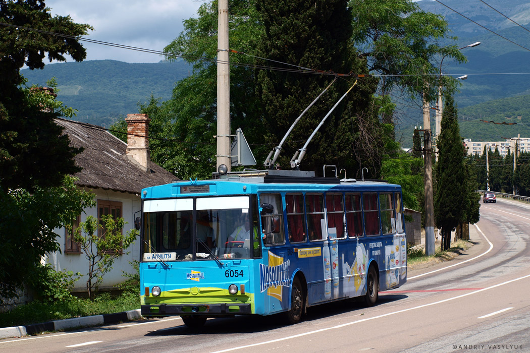 Krimin johdinauto, Škoda 14Tr02/6 # 6054
