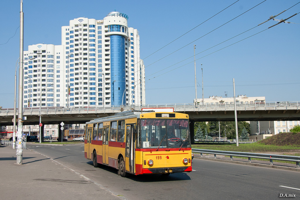 Киев, Škoda 14Tr02/6 № 199