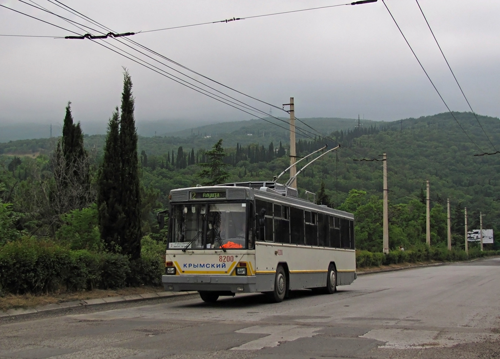 Крымский троллейбус, Киев-12.04 № 8200