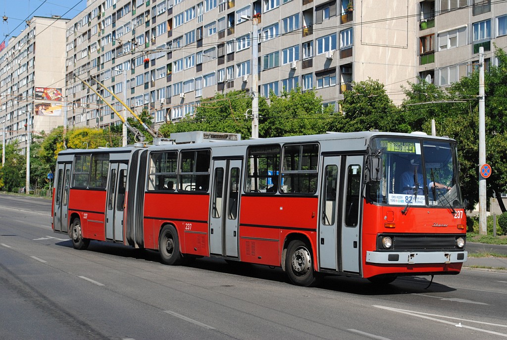 Будапешт, Ikarus 280.94 № 237