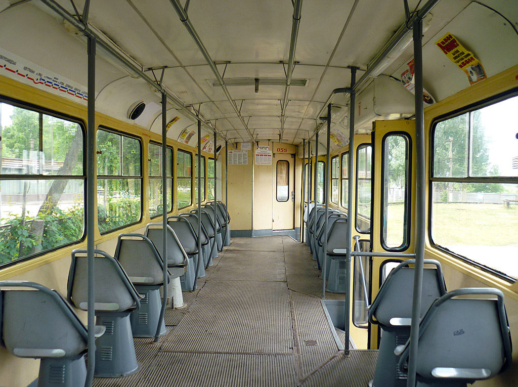Krivij Rih, Tatra T3 — 055